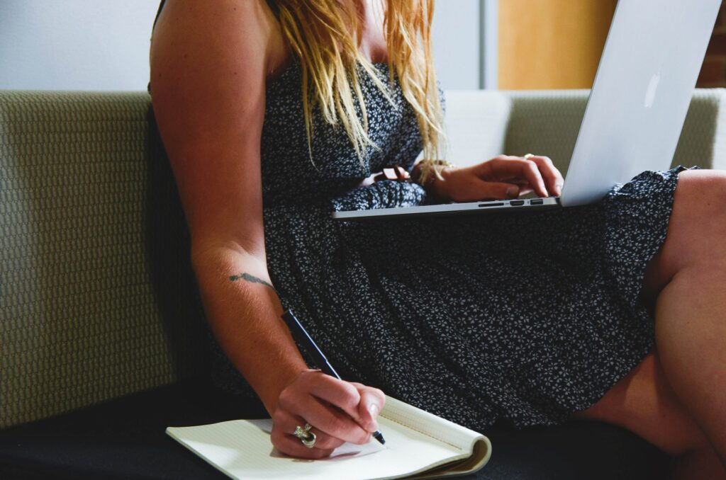 trabajadora freelance